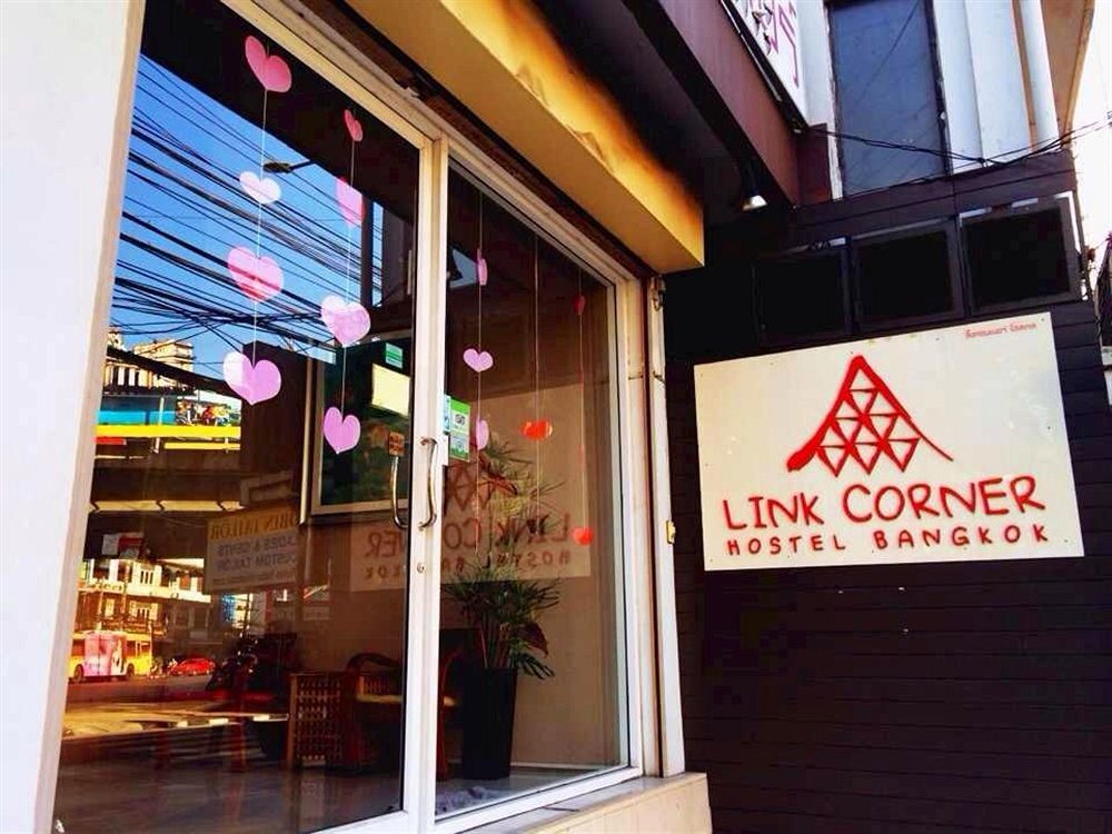 Link Corner Hostel Bangkok Exteriör bild